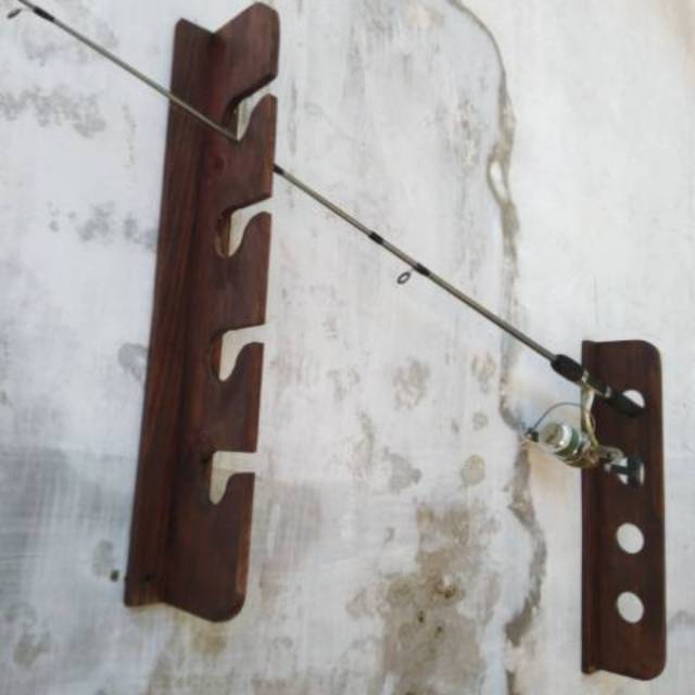 Rak pancing tempel dinding