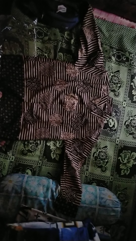 Batik Couple Notoarto Batik Ipnu-ippnu Kemeja Pria Sogan Lawasan Manuk Kembar Katun Cap Solo Shofia