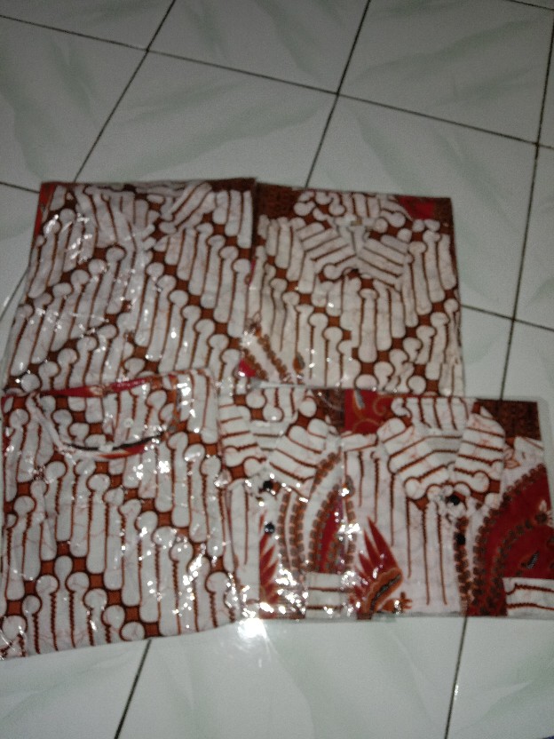 Sarimbit/couple Batik Keluarga Sania Ruffle Ndoro Jowi Batik Couple Keluarga Terkomplit Dan Terbaru