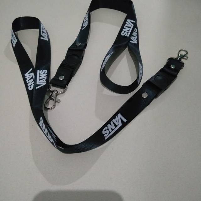 

Gantungan Vans / Tali Id Card Vans / Lanyard Vans Murah