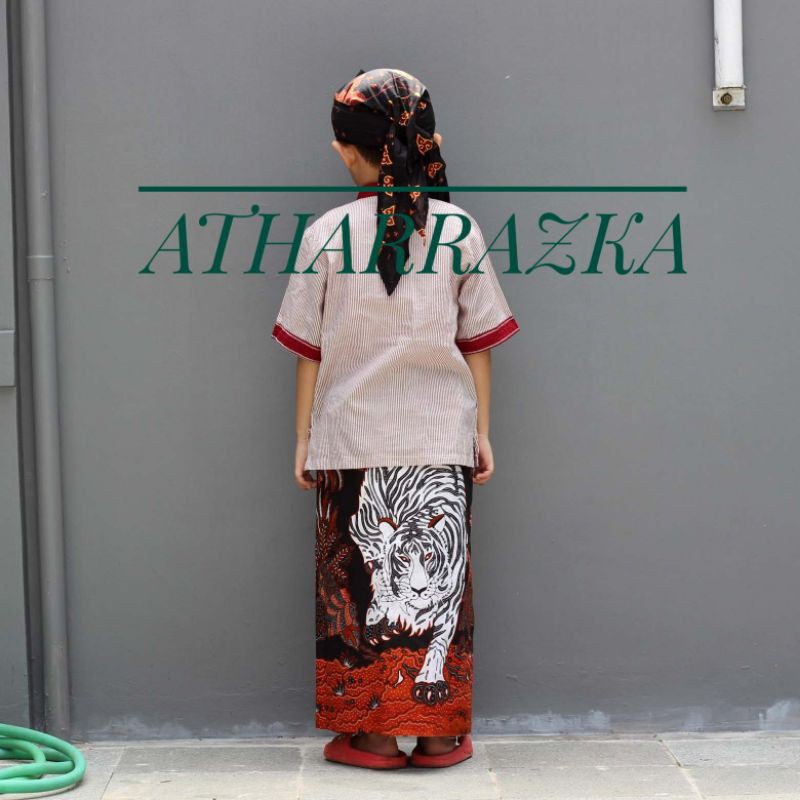 Sarung Batik Anak Motif Macan Putih - Sarung Batik Anak