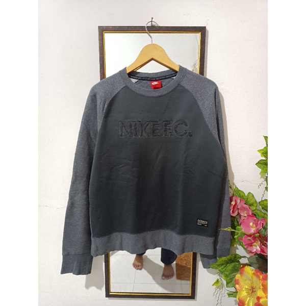 CREWNECK NIKE FC RUBBER SECOND BRANDED TERMURAH