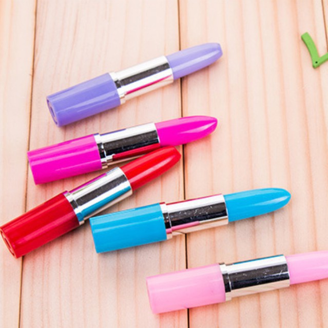 

ABM Grosir - Pulpen Lucu Bentul Lipstik / Pen Bentuk Lipstick / Bolpoin / Pulpen Unik / Pulpen Impor
