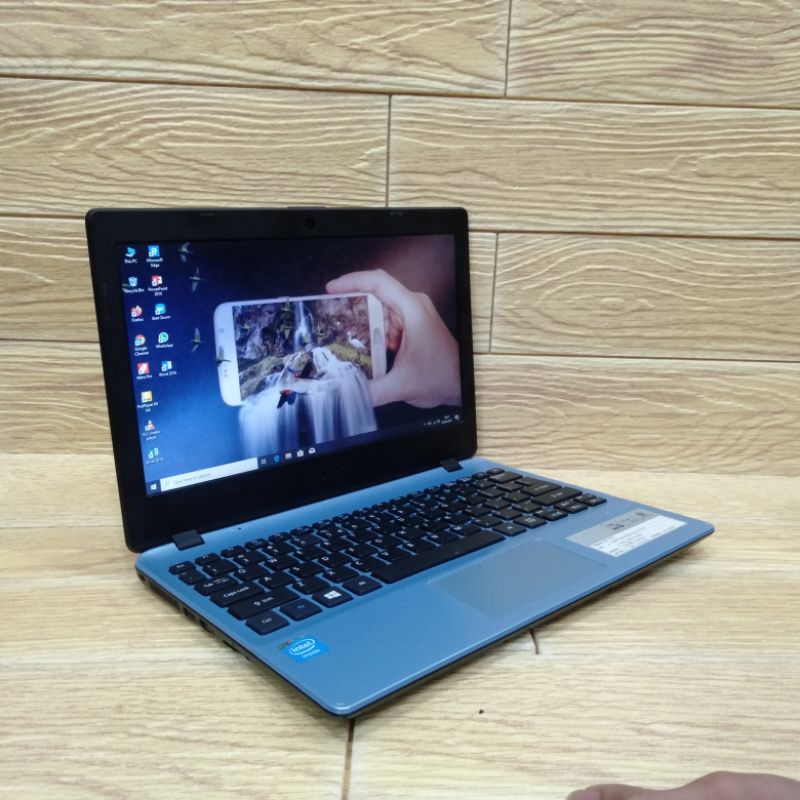 Netbook Acer V5-132 Intel Celeron N1019Y Ram 4GB hardisk 500GB