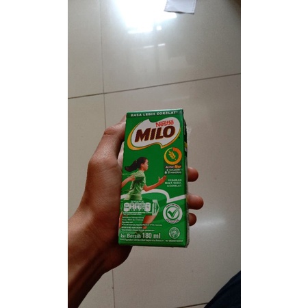 

MILO UHT COKELAT 180 ML