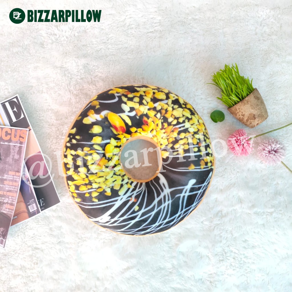 Bizzarpillow Bantal Sofa Motif Donat Size S BZ313