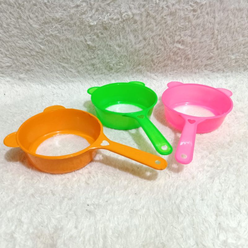 Saringan santan plastik / saringan gagang plastik/ saringan teh besar/saringan serbaguna