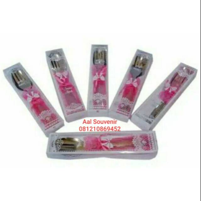 Souvenir pernikahan sendok makan kemasan mika motif