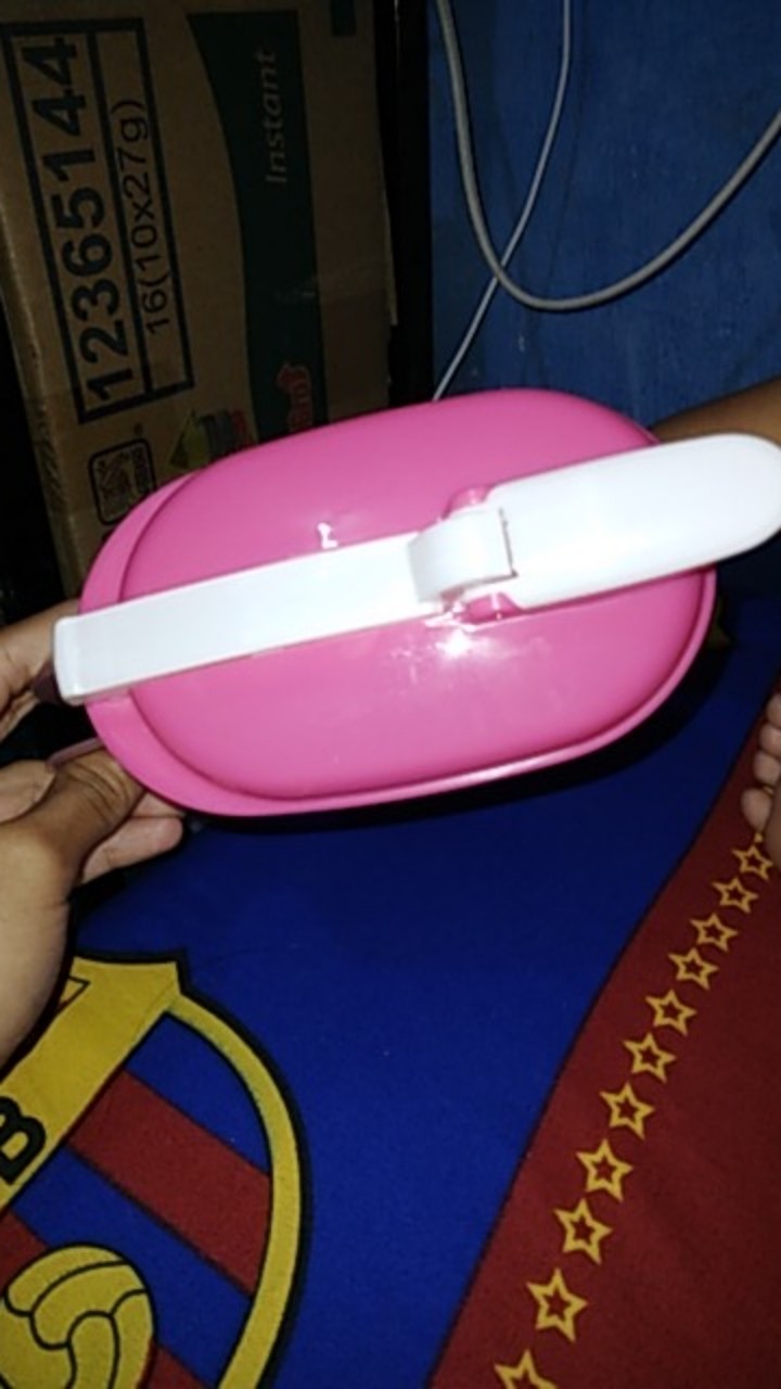 Hawaii Avita Wadah Minuman Atau Minyak / Eskan Drink Container 700 Ml