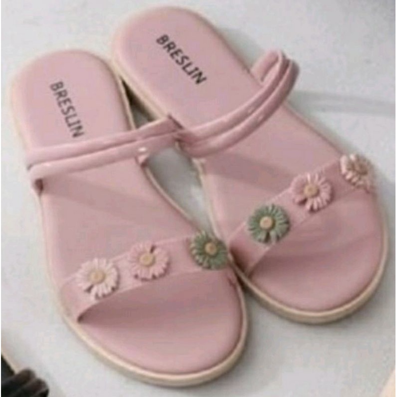 Sandal Tali Flat Wanita NADINI Breslin 1205