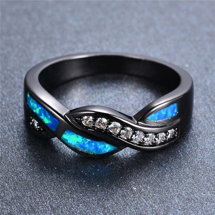 Cincin Liontin Opal Api Biru Bentuk Salib Warna Hitam Emas Untuk Perhiasan Pernikahan