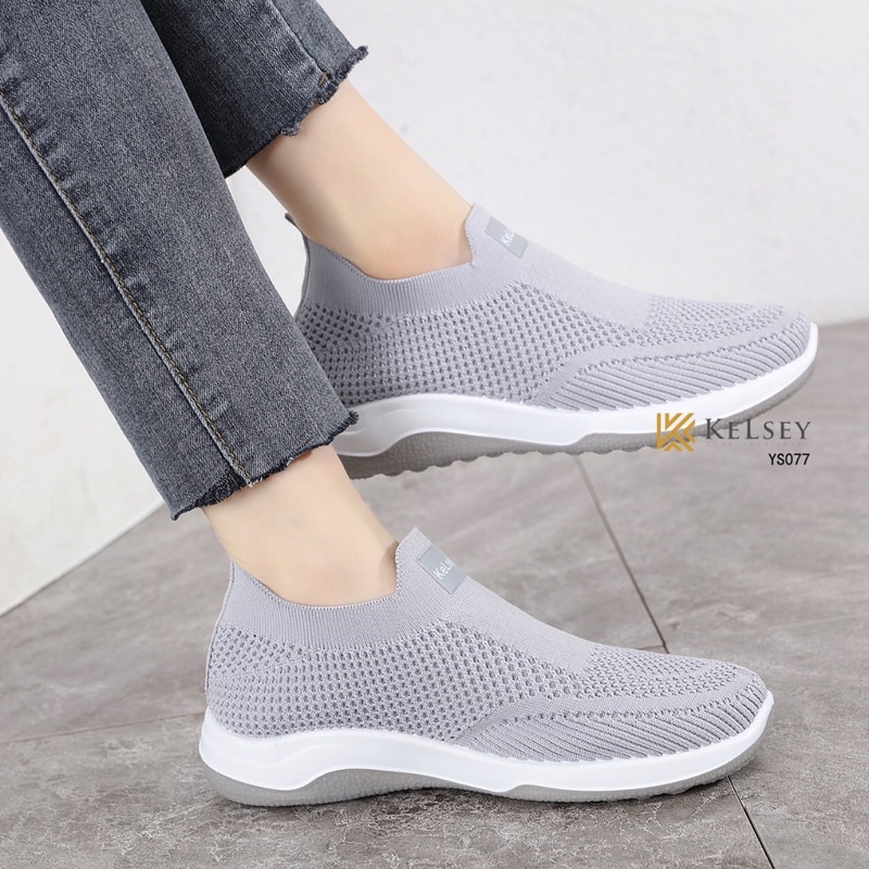 Kelsey Sepatu Flyknit Shoes Wanita YS077