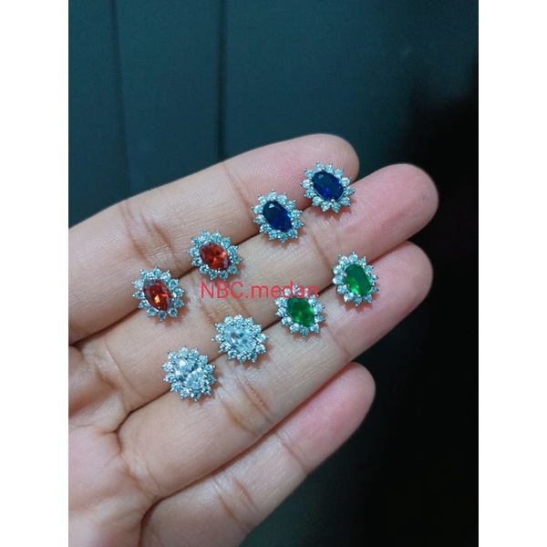 Blue sapphire anting bahan Wynn diamond ,merah,putih,hijau,aman dipake mandi,yg alergi xuping