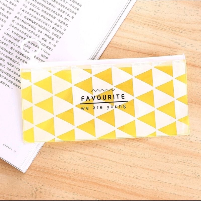 

TEMPAT PENSIL PULPEN TRANSPARAN SERBAGUNA