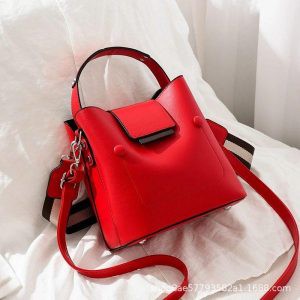 BQ 3028 RISCE TAS SELEMPANG IMPORT TALI MOTIF WANITA CEWEK JT EL 5233 LT 1783 CR 7412 GI 01419