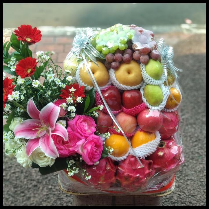 

Parcel Buah Custom Bunga