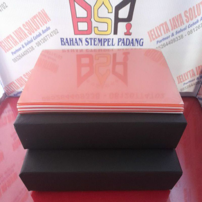 

KARET RUNAFLEX 1 PLANO WARNA KUNING PER 16