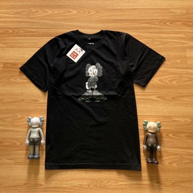 KAOS DISTRO PRIA UNIQLO X AIR JORDAN X KAWS MIRROR PREMIUM