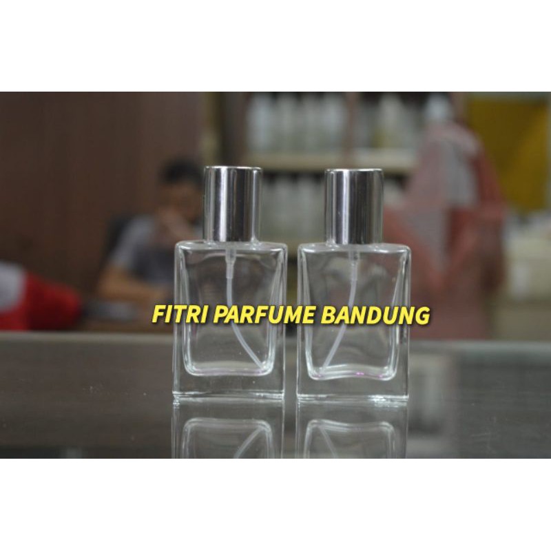 Botol parfum press semprot spray kotak kaca 30ml KLS30 Botol parfum press semprot spray kotak kaca 30ml KLS30