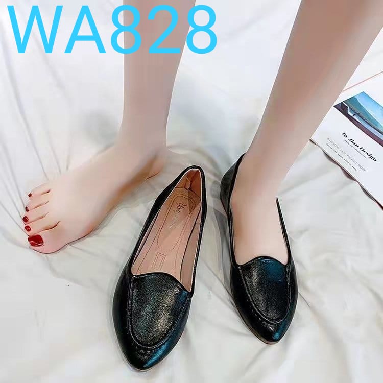 Flat shoes wanita W 828