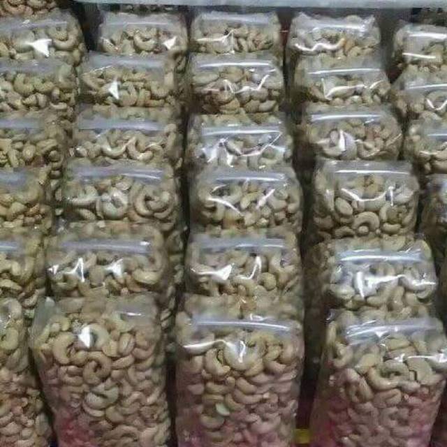 

Kacang mete mentah asli Purwodadi