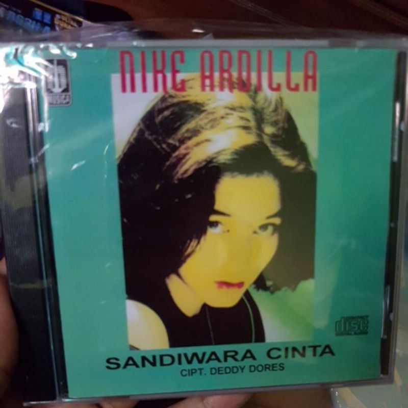 CD SANDIWARA CINTA NIKE