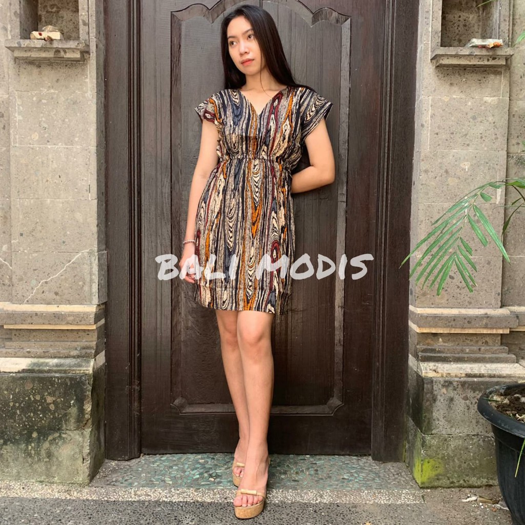 DASTER MANOHARA PENDEK MOTIF BUNGA DRESS BALI