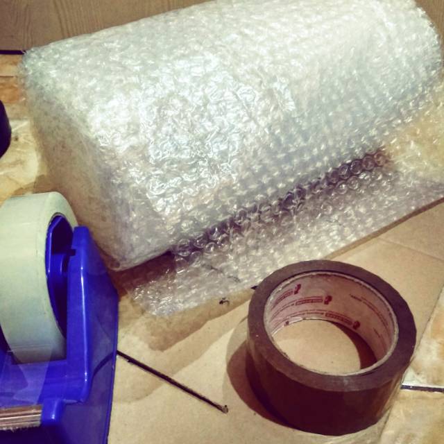 

Ekstra Dus & Bubble Wrap untuk Packing!!