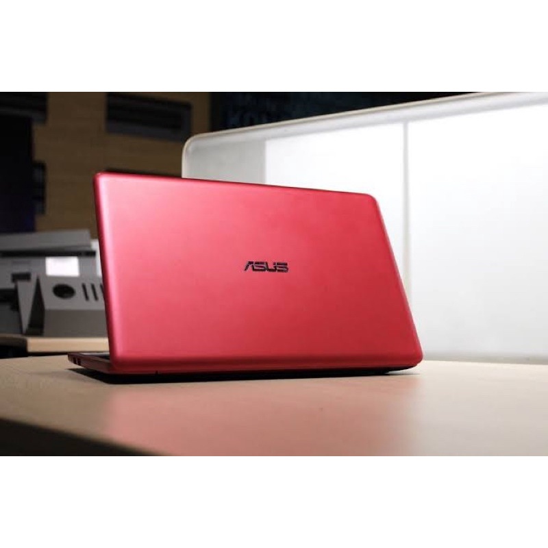 Notebook Asus E202S Intel Celeron N3050 - 2GB - 500GB