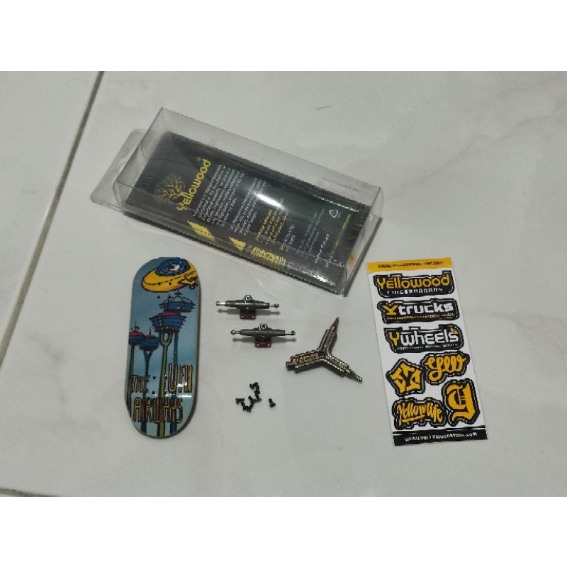 deck dan trucks yellowood fingerboard