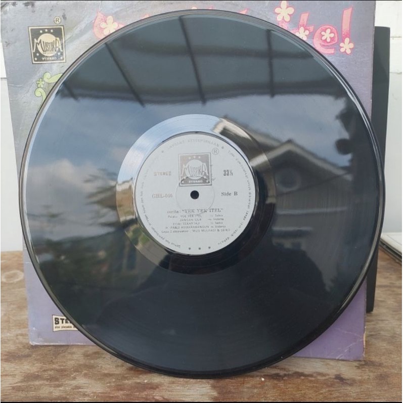 Kaset Vinyl Piringan Hitam Yek Yek Itel Mus Mulyadi &amp; Seiko