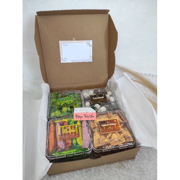 

Hampers Coklat Tobelo untuk Idul Adha | Hadiah Coklat | Hampers Coklat Mewah