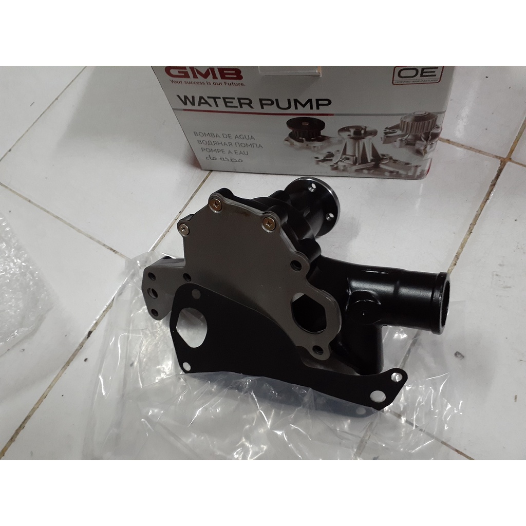 Water pump Toyota Hardtop BJ / 14B