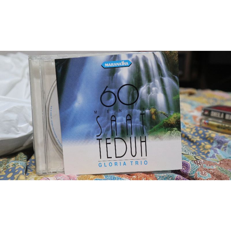 cd saat teduh 60 gloria trio