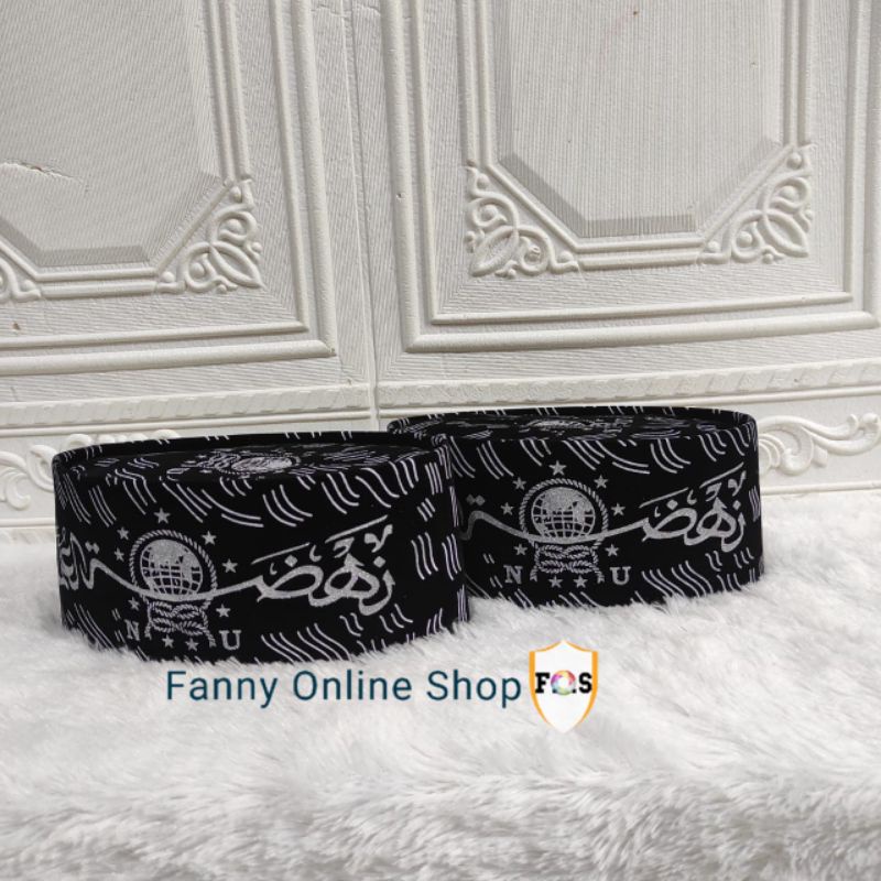 PECI SONGKOK KOPIAH HITAM LOGO NU BORDIR SILVER MERK PRESIDEN TINGGI 9CM BAHAN BELUDRU MURAH BERKUAL
