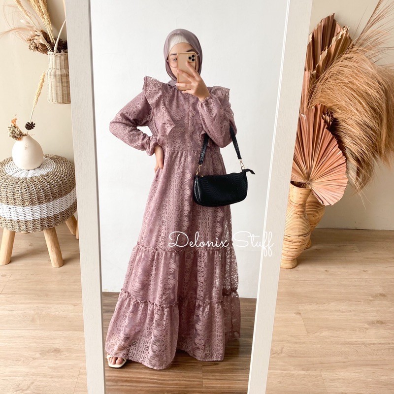 Letisya lace dress