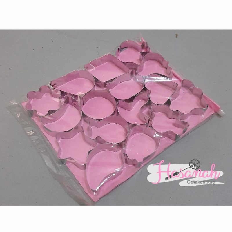 Cetakan kue kering / Cookies cutter isi 16 pcs