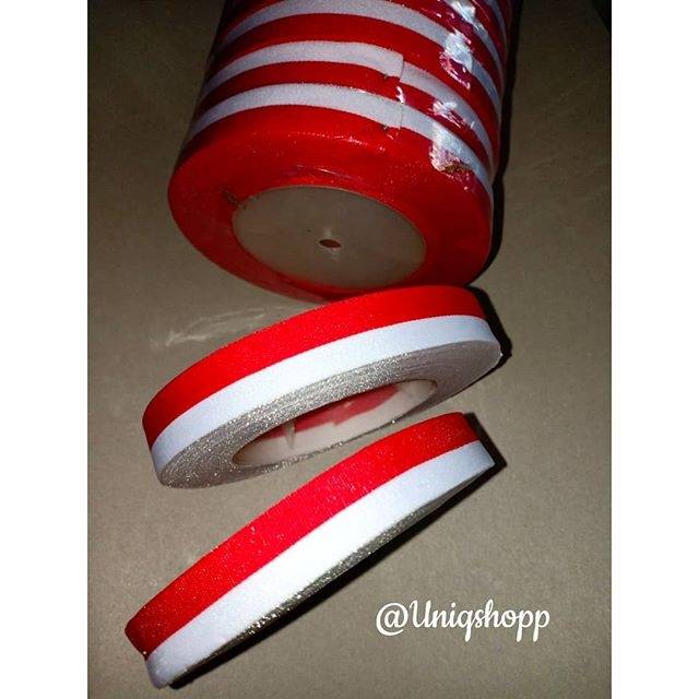 

Pita merah putih