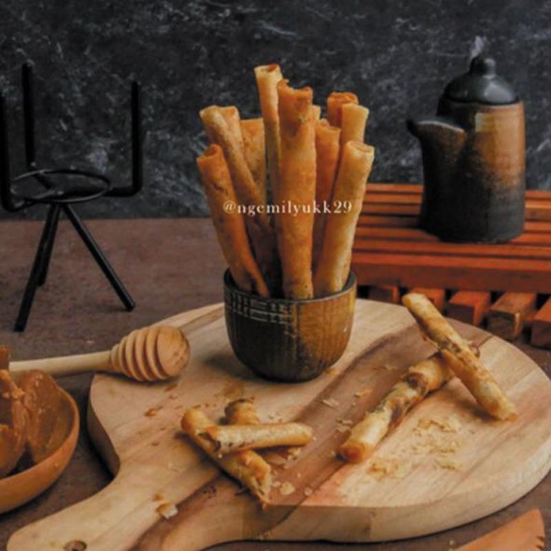 

pisang kacau rasa coklat 100 gr ngemil yukk