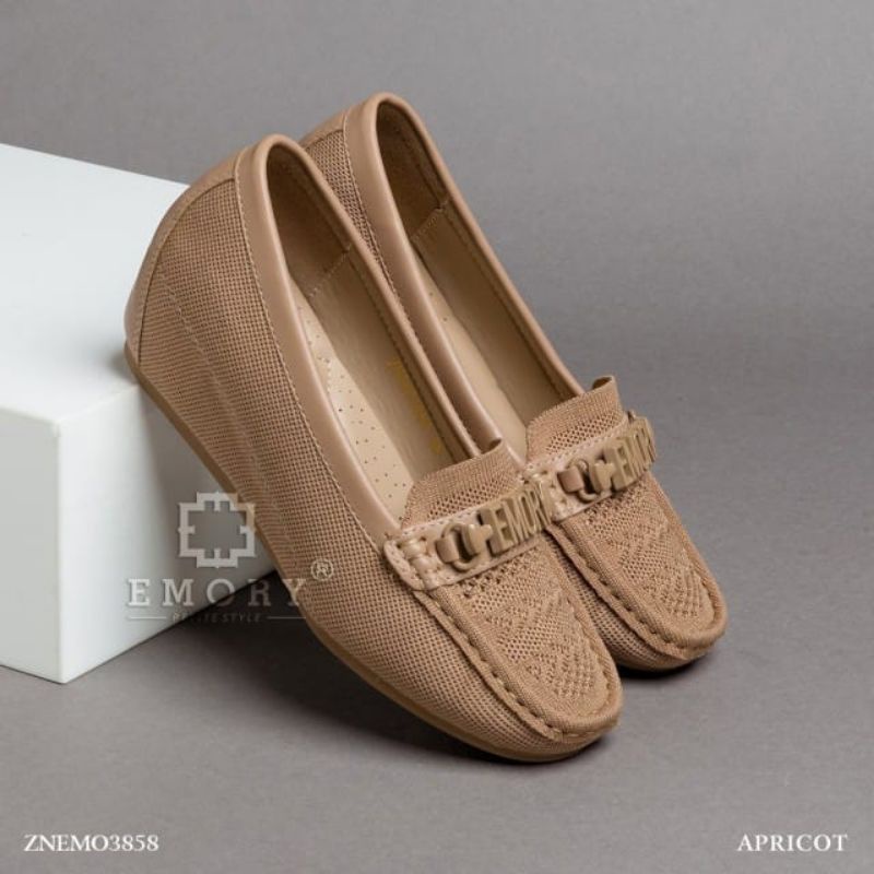 EMORY CLARISSA ZNEMO3858 IQ