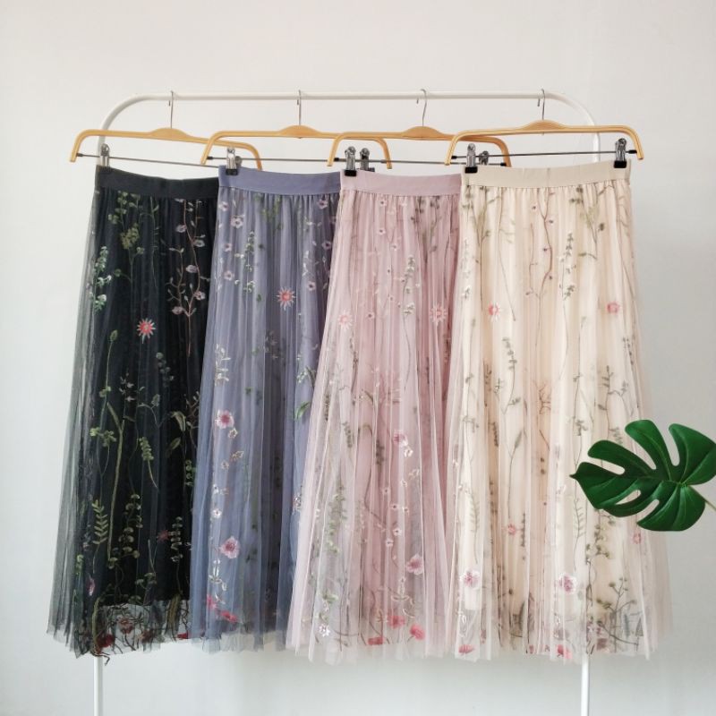  Rok  tutu  panjang bordir bunga  maxi skirt import bkk hk chn 