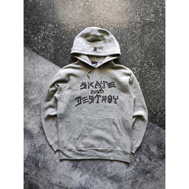 Hoodie Thrasher Japan market