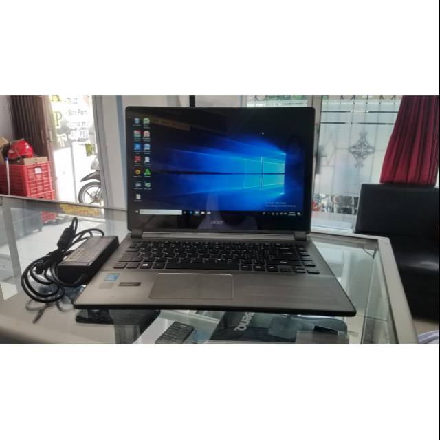 Laptop Acer aspire V5-473PG Intel core i5-4200U