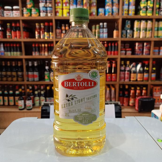 

(GRAB ONLY) BERTOLLI EXTRA LIGHT OLIVE OIL MINYAK ZAITUN 2LITER