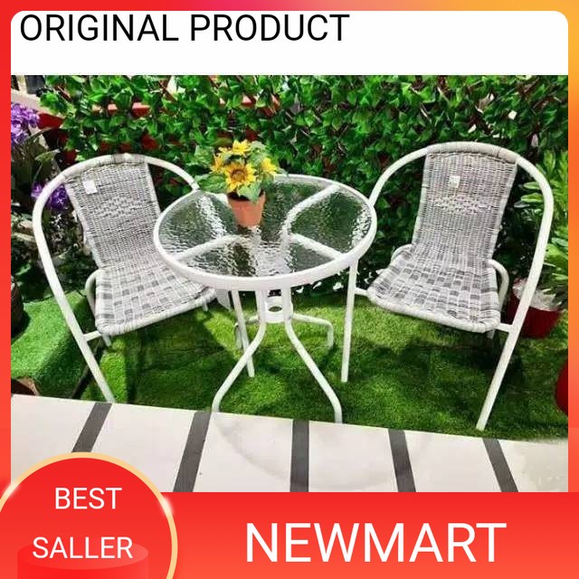 WICKER SET KURSI DAN MEJA TERAS - PUTIH