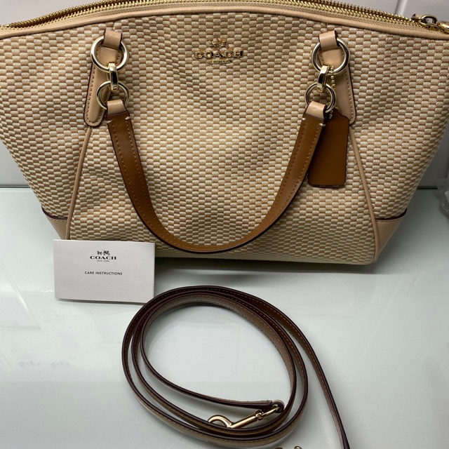 Coach preloved