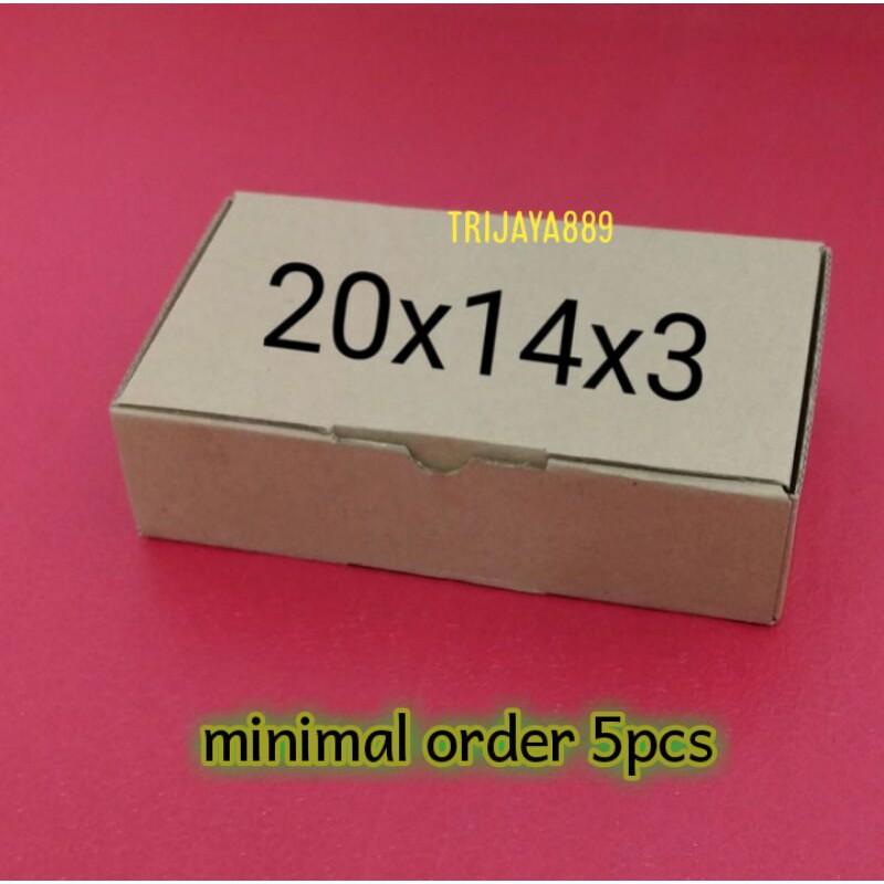 

kardus box pizza/ die cut/box kue ukuran 20x14x3