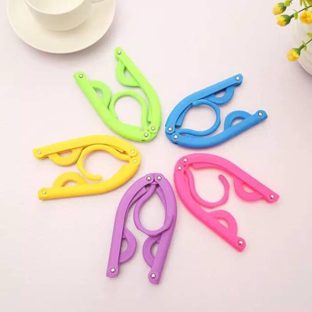 Hanger Lipat Baju Plastik Portable Travelling - Travel Jemuran Pakaian Jemur Baju Gantung Gantungan
