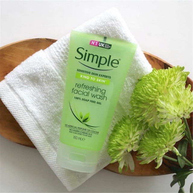 SIMPLE refreshing facial wash 150ml BPOM