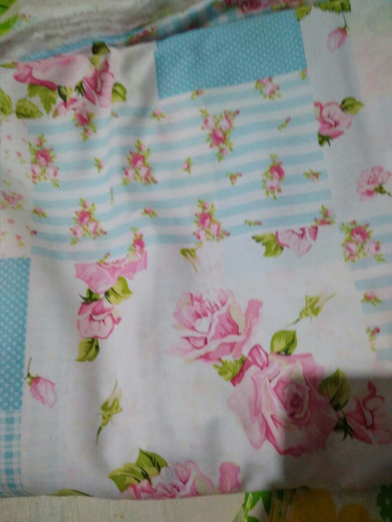 Bahan Kain Sprei Katun Lokal Motif Bunga Mawar Rose Square